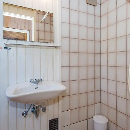 6 Person In Orsted-by Traum *