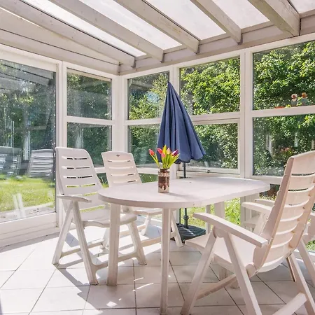 6 Person In Orsted-by Traum